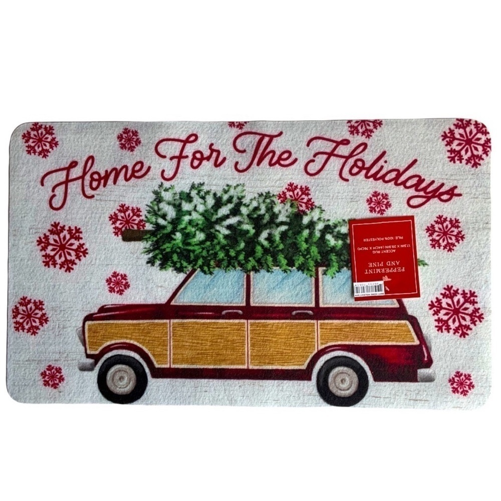 Peppermint & Pine Christmas ACCENT Rug 17.3” X 20.9” Vintage Station Wagon Tree